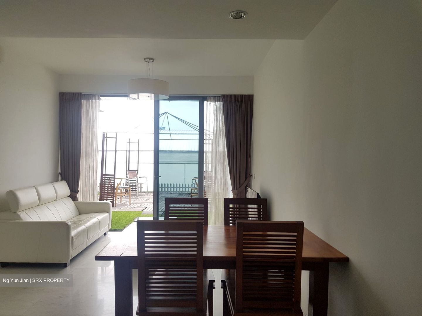 Centro Residences (D20), Condominium #527724821